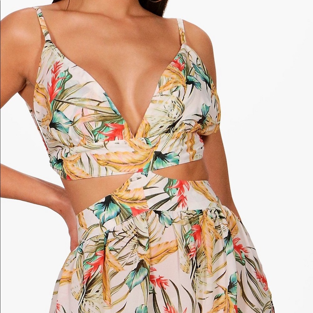 Boohoo Printed Cut Out Maxi Dress